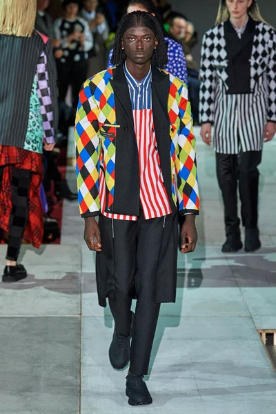 Look 9